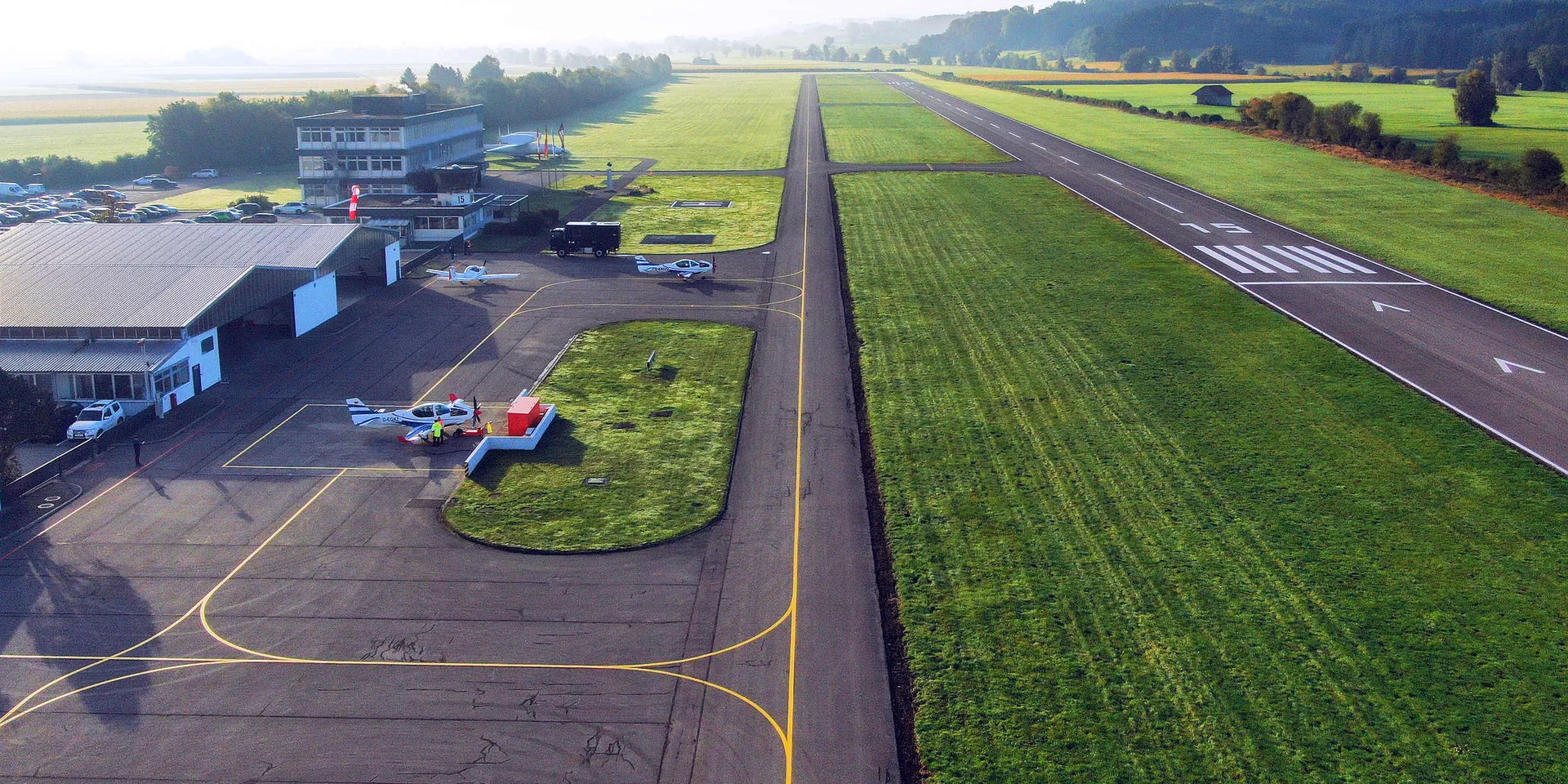 Flugplatz- und Rollfeldmarkierung