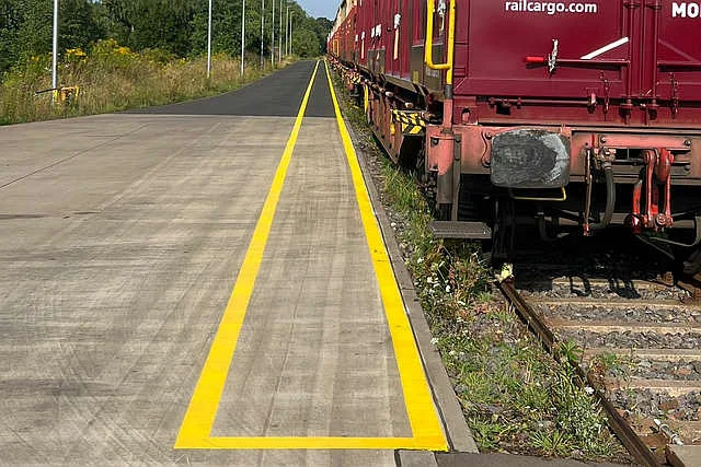 Industriemarkierung Bahnsicherheitsbereiche